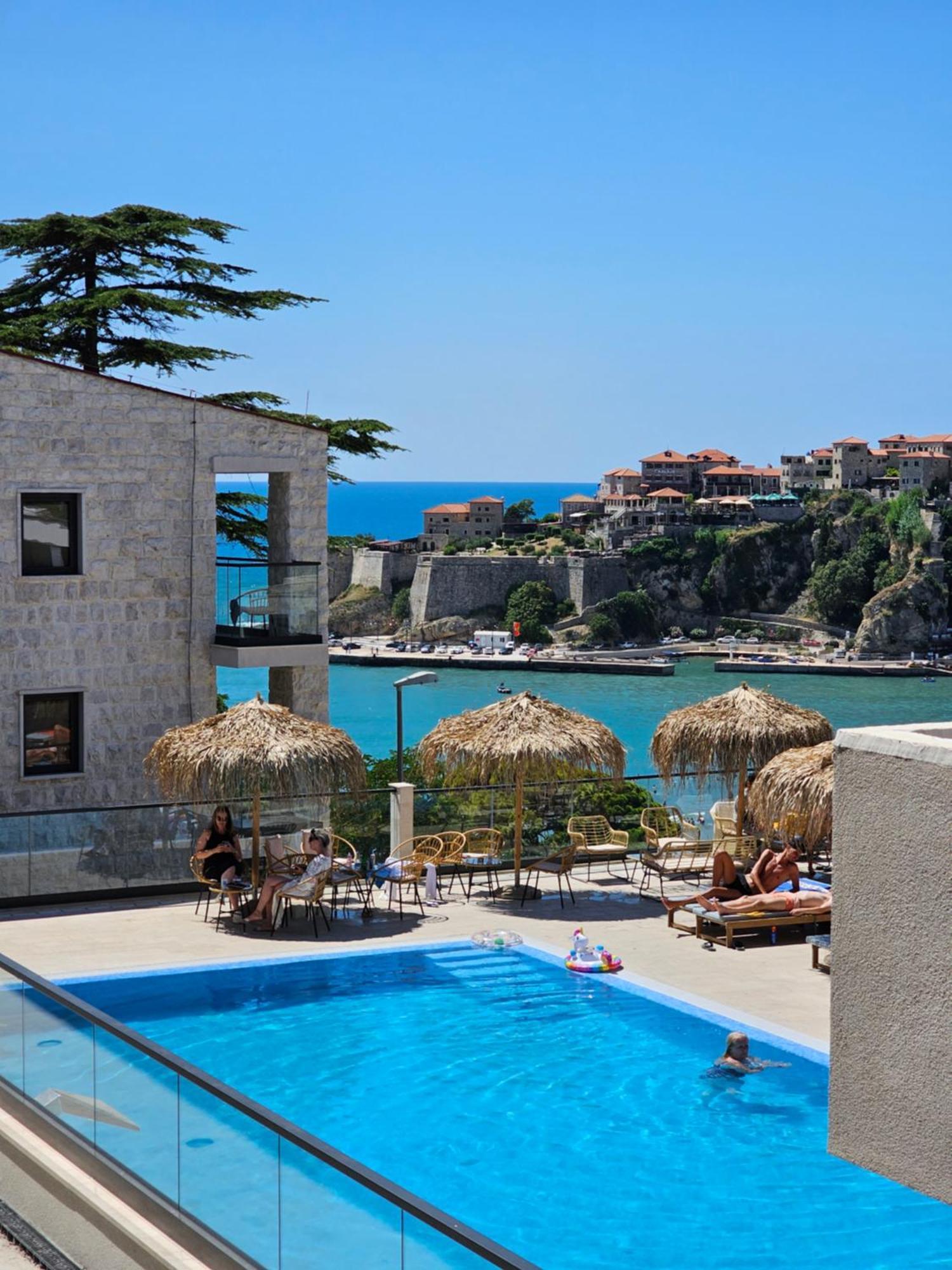 The New Hotel Mediteran - Villa Edition Ulcinj Zewnętrze zdjęcie