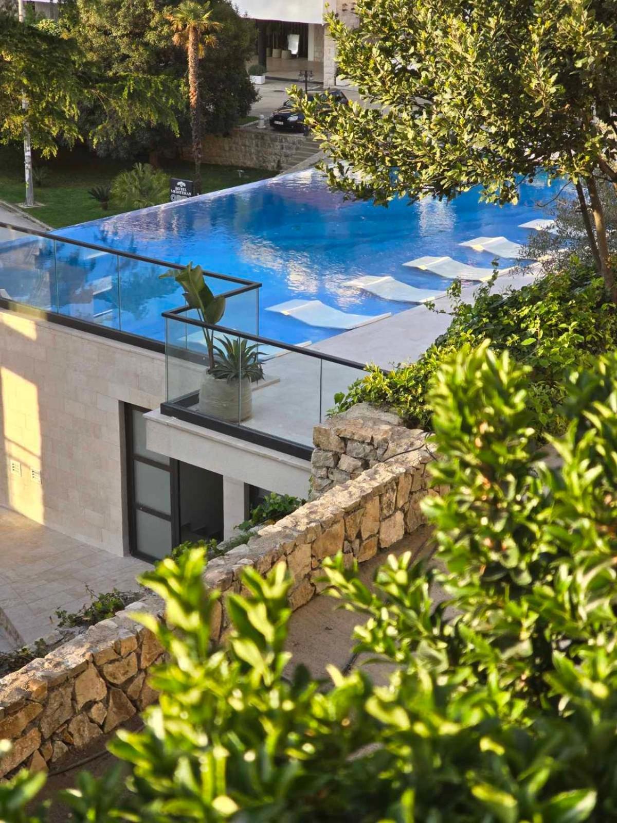 The New Hotel Mediteran - Villa Edition Ulcinj Zewnętrze zdjęcie