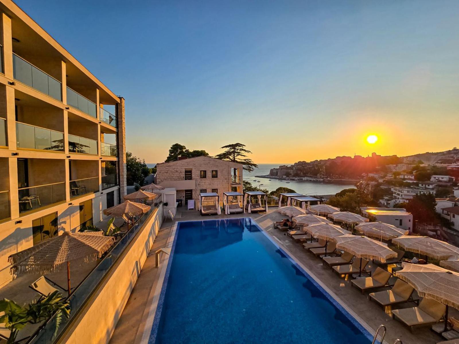 The New Hotel Mediteran - Villa Edition Ulcinj Zewnętrze zdjęcie