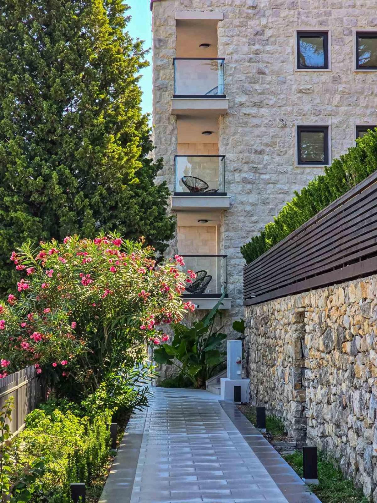 The New Hotel Mediteran - Villa Edition Ulcinj Zewnętrze zdjęcie
